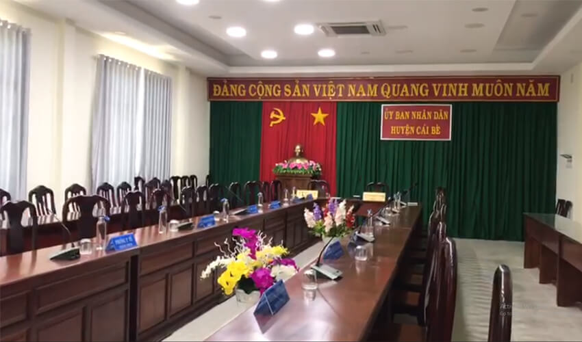 lap-dat-am-thanh-phong-hop-uy-ban-nhan-dan-huyen-cai-be (1)